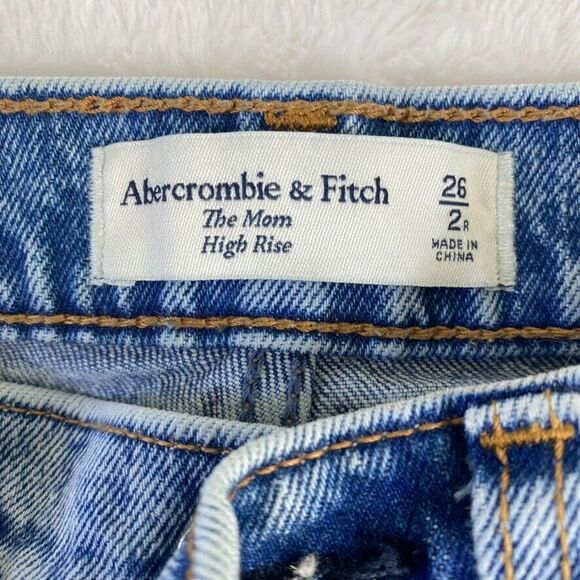 Abercrombie & Fitch Jeans Women Sz 26 The Mom High Rise Distressed Raw Hem - Picture 4 of 16